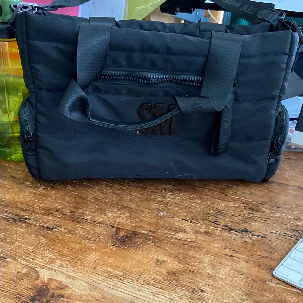 NWOT Steve Madden black bubble purse